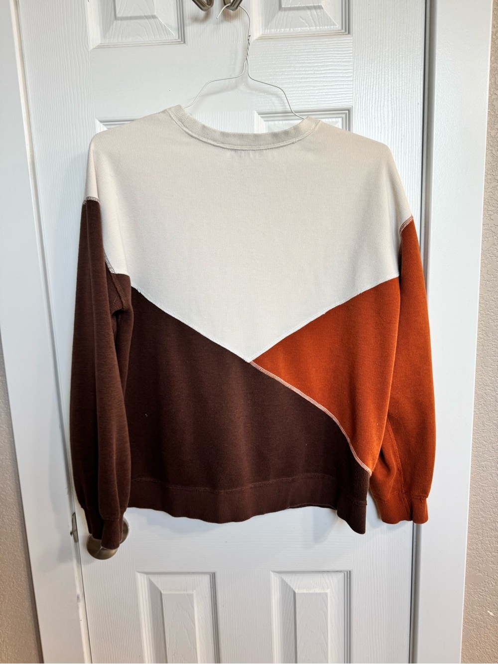She + Sky Colorblock Crewneck Sweater in Cream, Rust Orange & Brown - Picture 2 of 3